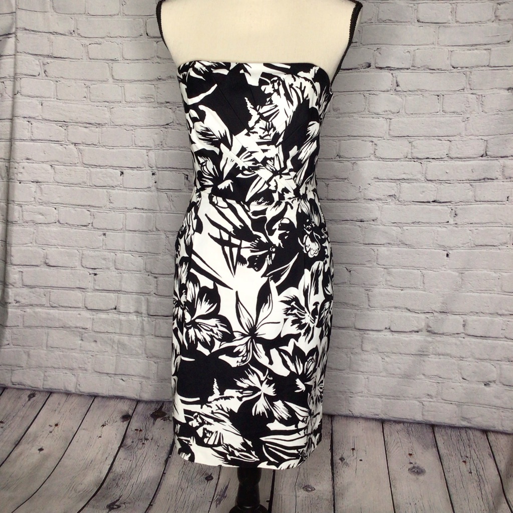 White House Black Market Black And White Strapless Cocktail Pocket Dress 4
